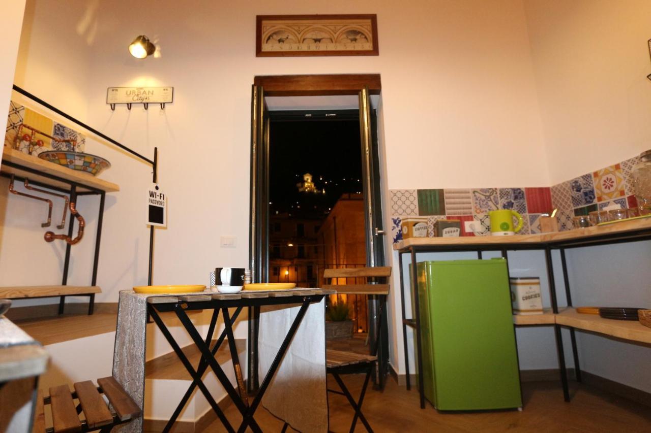 Torre'S Camere & Caffe Монреале Екстериор снимка